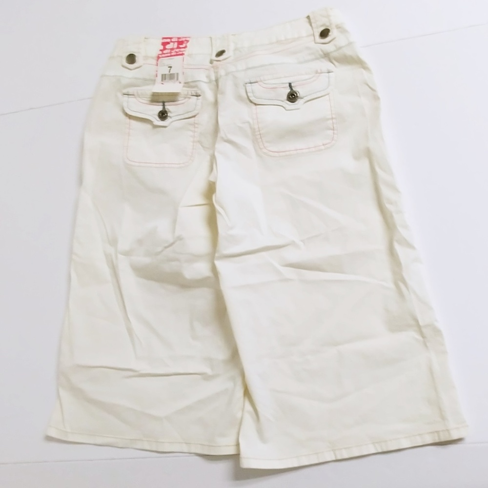 Zanadi Juniors Size 7 capri jean shorts white new